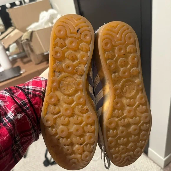 Adidas Suede Blue and White Trainers - Picture 5 of 6